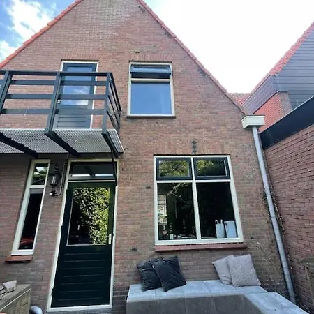 Prázdninový dům Gehele Woning, Egmond Aan Zee, 400M Van Het Strand Egmond aan Zee